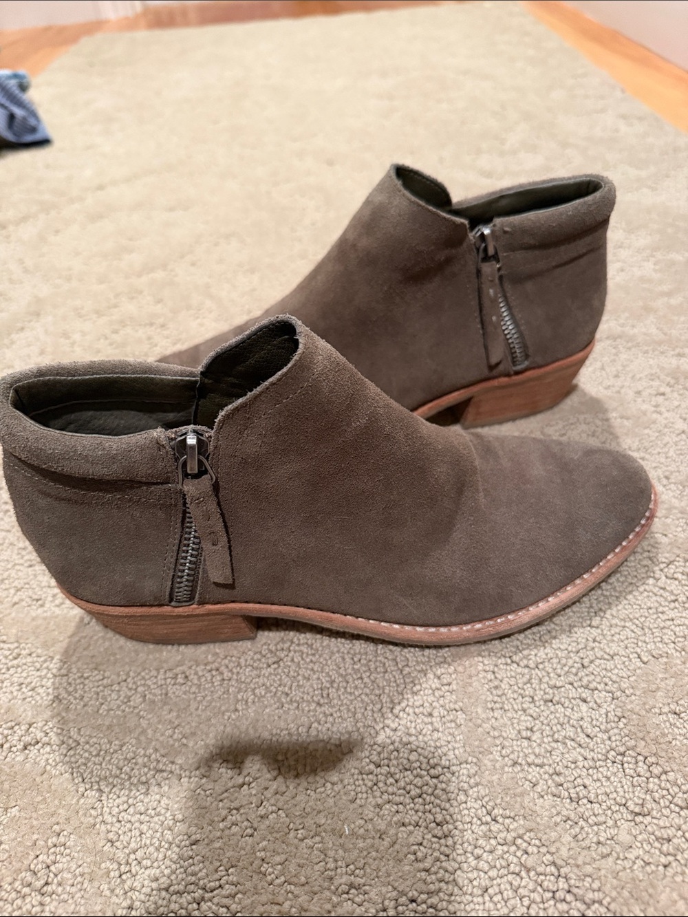Steve Madden boots